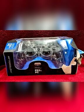 Afterglow Transparent PS3 & PC Wired Controller - Clear